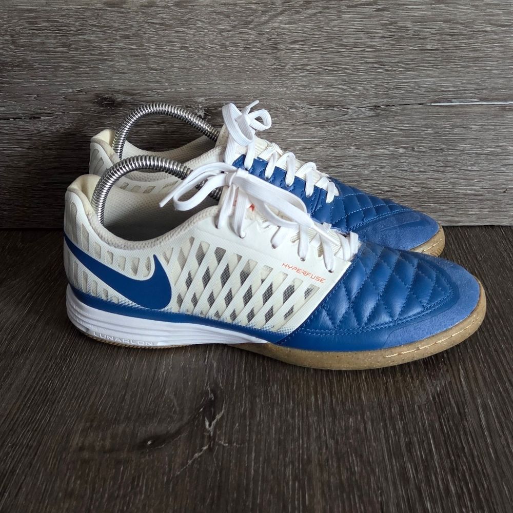 Nike Lunargato II Futsal Indoor Soccer Shoes 580456-100. Men’s Sz: 8